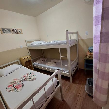 Hostel Bh เบโลโอรีซอนชี ภายนอก รูปภาพ